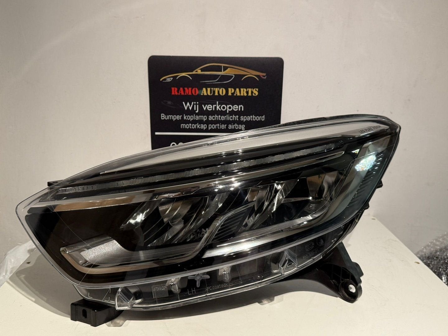 RENAULT CAPTUR FACELIFT VOL LED KOPLAMP LINKS 260606152R, Gebruikt, -, Renault, -