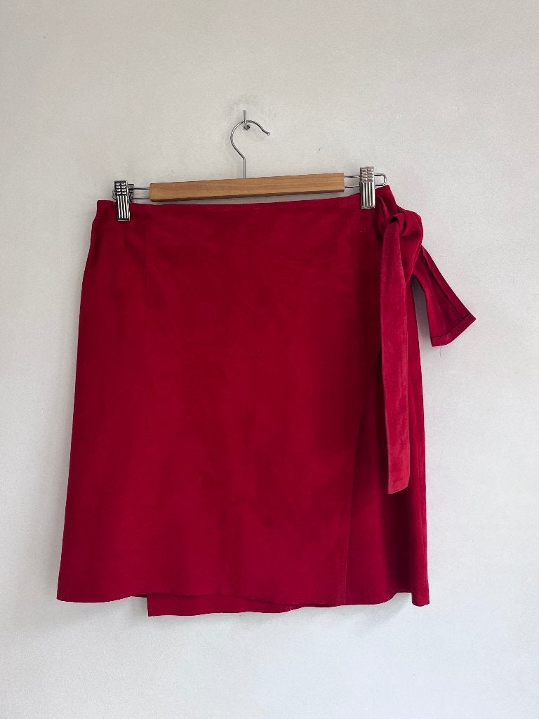 pauw rok rood suede wikkelrok maat 1, Verzenden, Pauw, Zo goed als nieuw, Knielengte