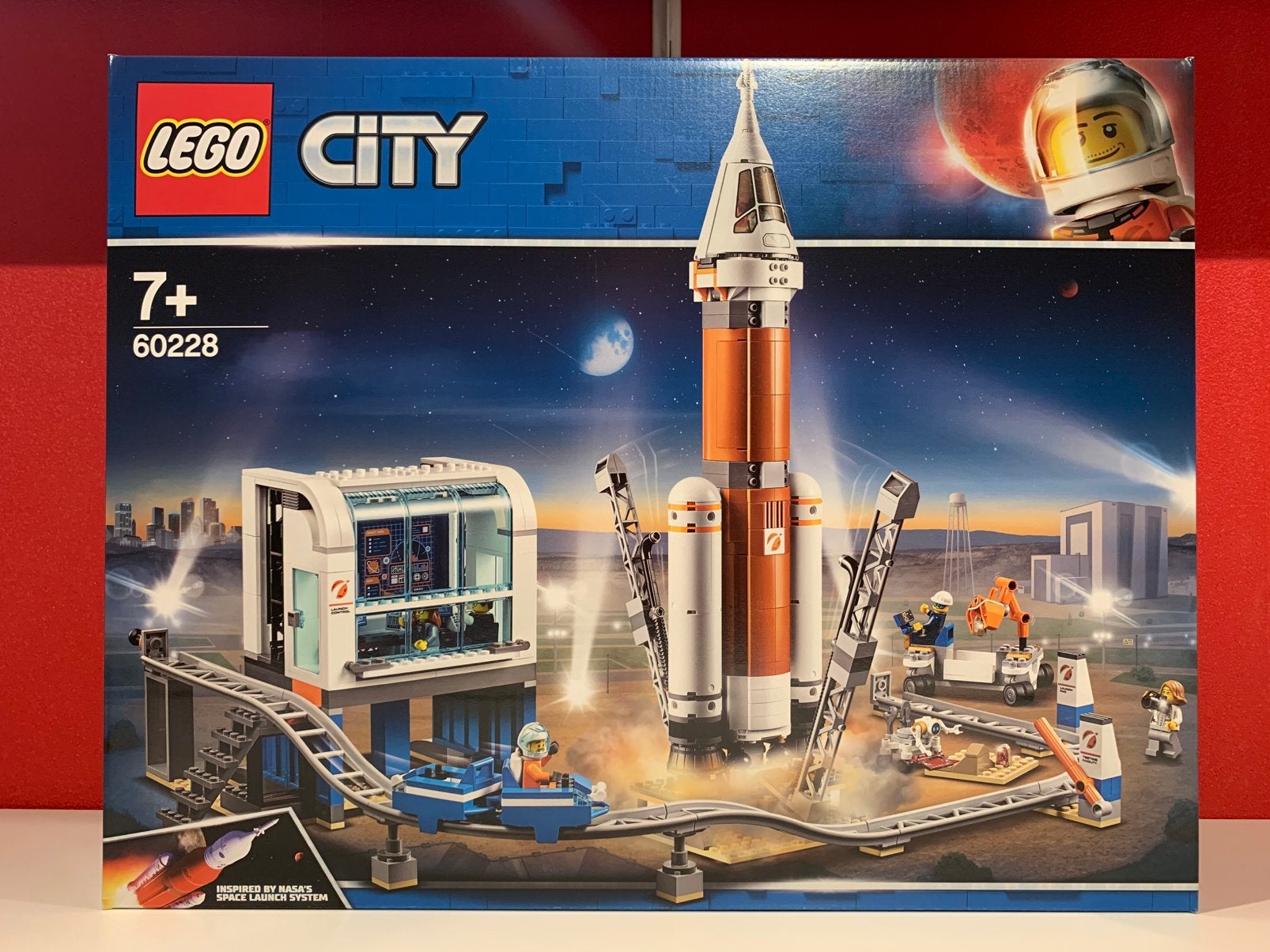 Lego Deep Space Rocket and Launch Control 60228 SEALED, Ophalen of Verzenden, Nieuw