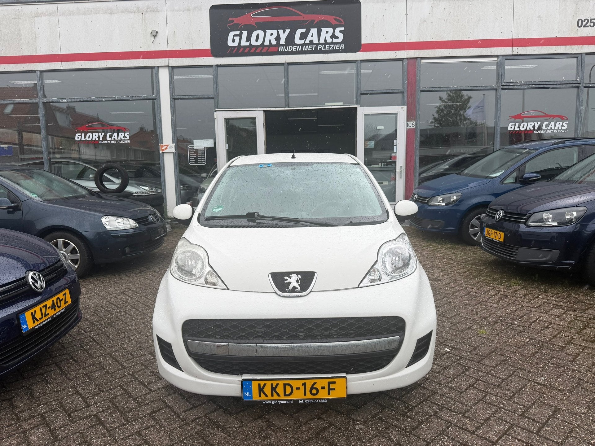 Peugeot 107 1.0-12V XR AIRCO-EL.RAMEN-NIEUWE APK, Auto's, Peugeot, Voorwielaandrijving, Euro 5, Stof, Gebruikt