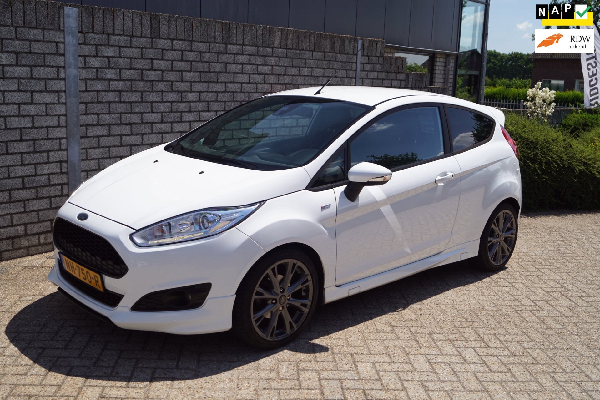 Ford Fiesta 1.0 EcoBoost ST Line 3 Deurs Sportst Navi Clima, Voorwielaandrijving, Lichtsensor, Origineel Nederlands, Bedrijf
