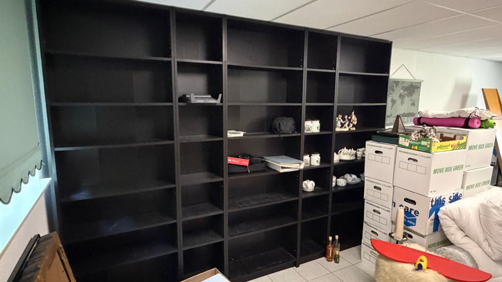 IKEA Billy boekenkasten met verhoging, zwart, Huis en Inrichting, Kasten | Boekenkasten, Ophalen, Met plank(en), Gebruikt, 200 cm of meer