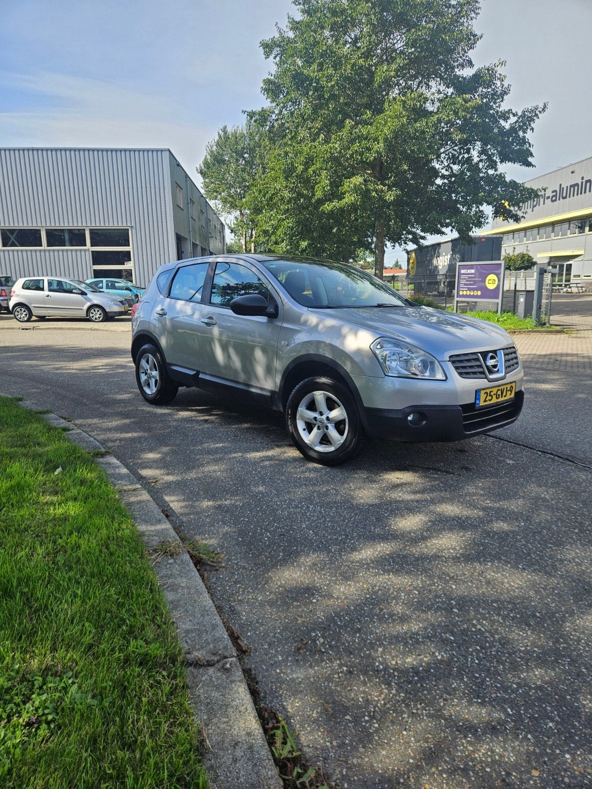 Nissan Qashqai 1.6 benzine 2008, Voorwielaandrijving, 1272 kg, 15 km/l, 4 cilinders