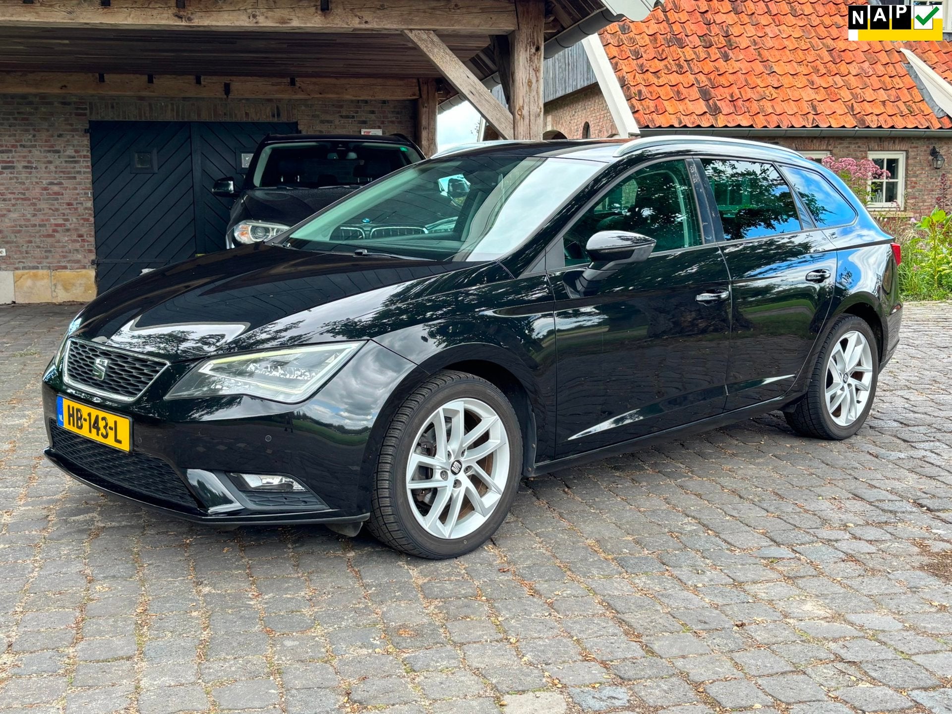 Seat Leon ST 1.4 EcoTSI Style Connect, navi, camera, Auto's, Seat, Stof, Gebruikt, 4 cilinders, 150 pk
