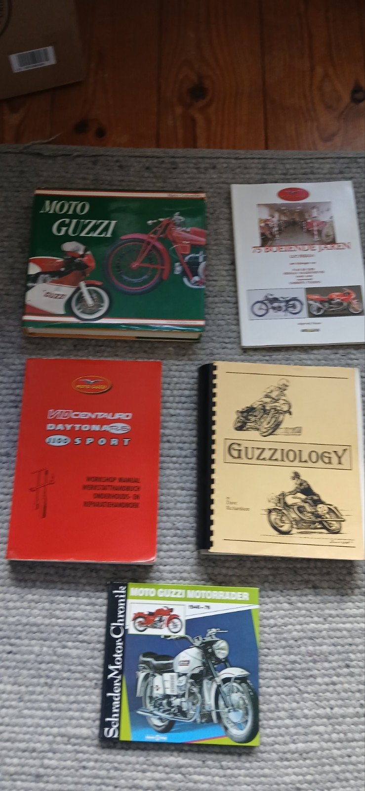 Mooie partij Moto Guzzi boeken & werkplaatshandboeken (o.a., Ophalen of Verzenden, Gelezen, David Richardson, Merk of Model