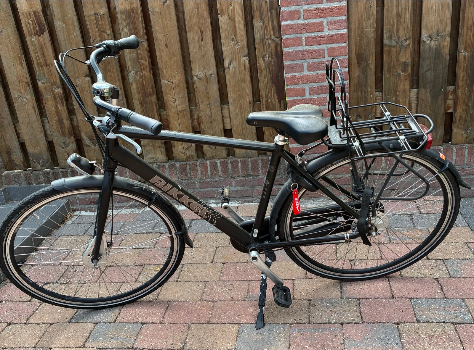 Bikkel fiets met tassendrager, Fietsen en Brommers, Fietsen | Jongens, Ophalen, Gebruikt, 26 inch of meer, Versnellingen