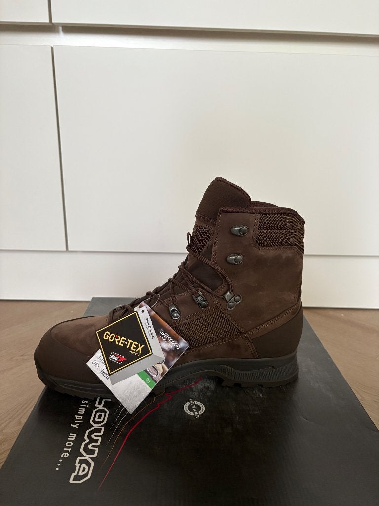 LOWA elite wandelschoen ( nieuw!! ), Ophalen, Nieuw, Schoenen