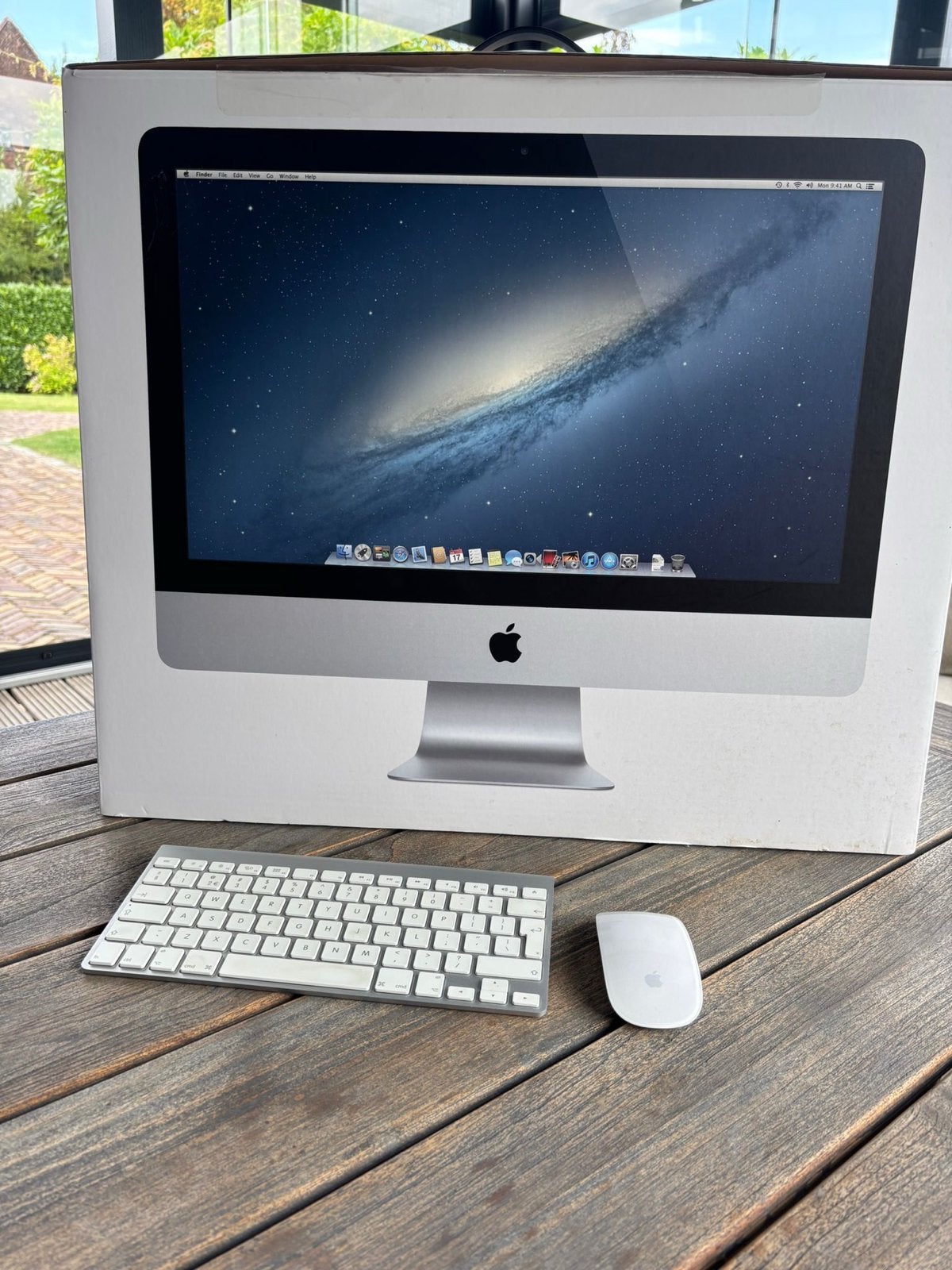 Apple iMac 21.5 inch (2013) met Magic Keyboard en Mouse, Computers en Software, Apple Desktops, Ophalen, 2 tot 3 Ghz, IMac, Zo goed als nieuw