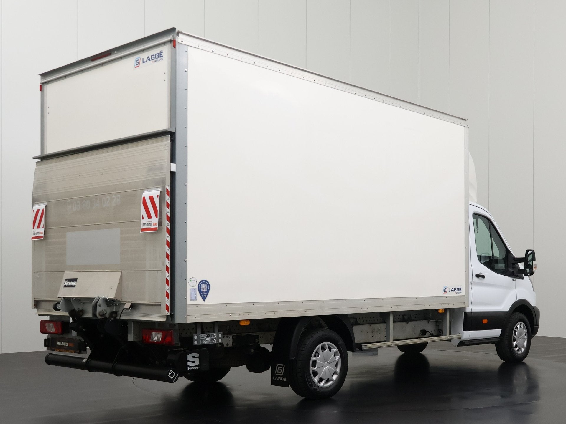 Ford Transit 2.0TDCi 130PK Bakwagen+Laadklep | Airco | Cruis, Multifunctioneel stuurwiel, Gebruikt, Euro 6, Ford