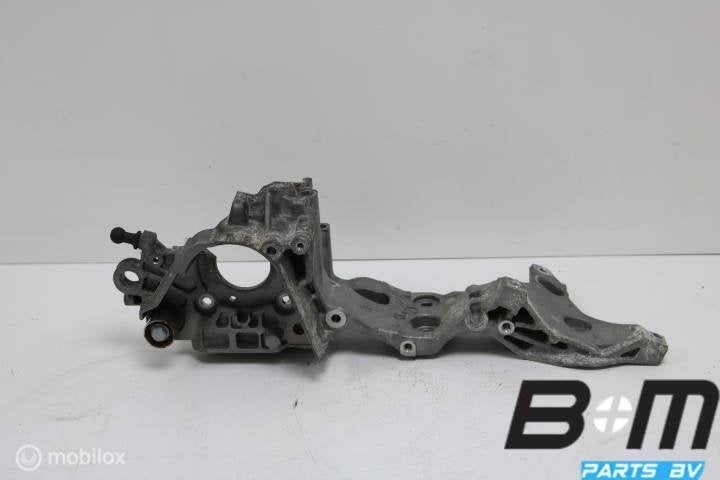 Steun voor dynamo en aircocompressor VW Passat B8 04L903143D, Gebruikt