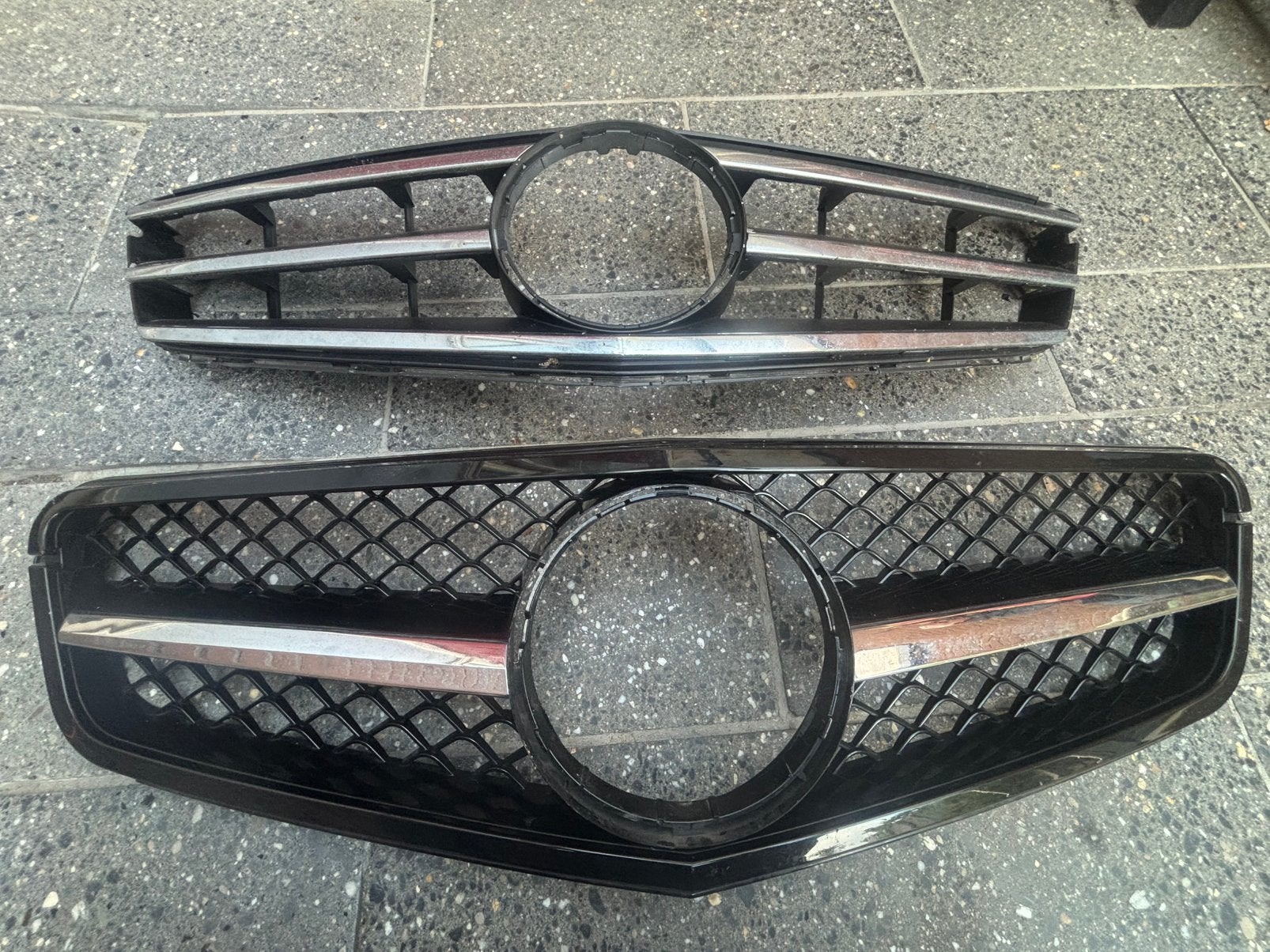 Mercedes W204 grill, Gebruikt, Voor, Mercedes-Benz, Ophalen of Verzenden