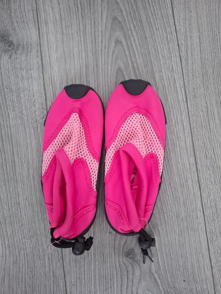 Roze waterschoenen maat 28, Meisje, Overige typen, Ophalen of Verzenden, Zo goed als nieuw