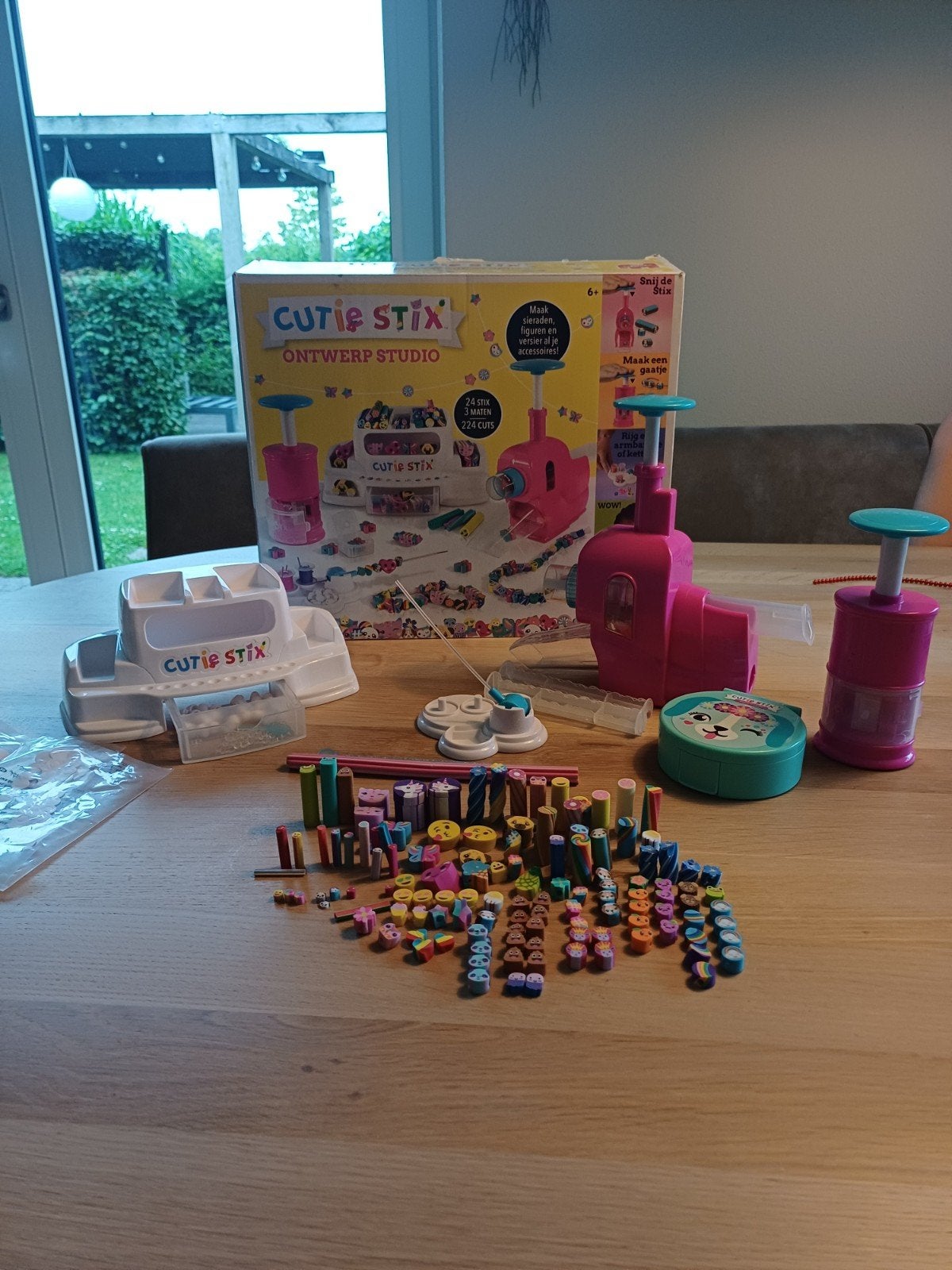 Cutie Stix Ontwerp Studio - Maak je eigen sieraden, Ophalen of Verzenden, Gebruikt, Knutselen
