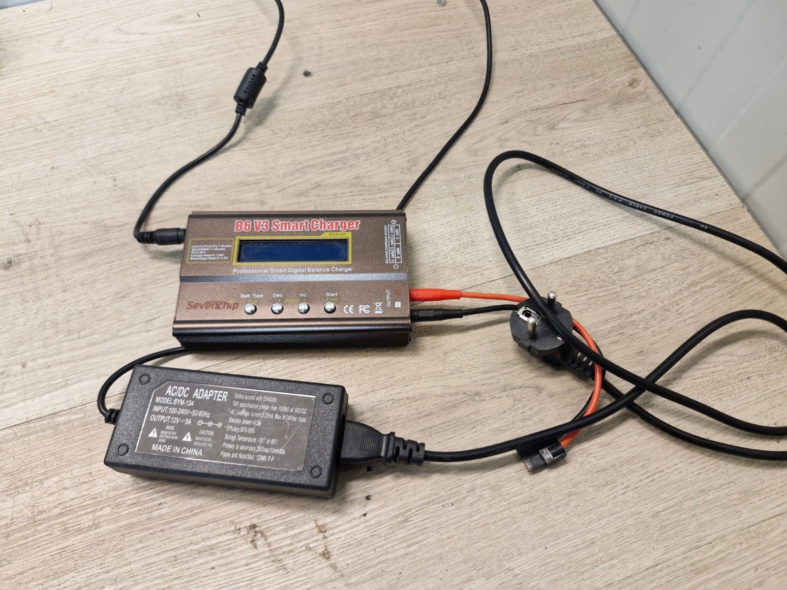 lipo lader, Hobby en Vrije tijd, Ophalen of Verzenden