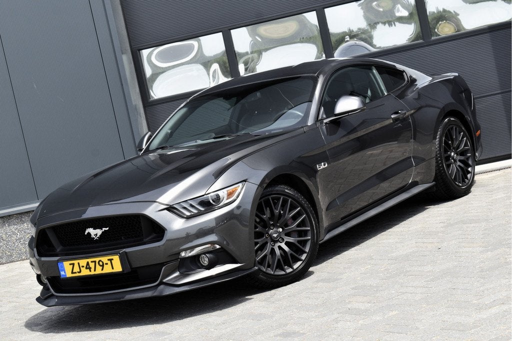 Ford Mustang Fastback 5.0 V8 GT EU geleverd!, Automaat, Achterwielaandrijving, Gebruikt, Leder