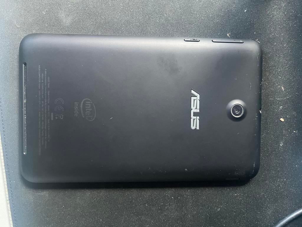 Asus tablet - Werkt, maar met onbekende code, Computers en Software, Android Tablets, Ophalen, Gebruikt, 7 inch of minder