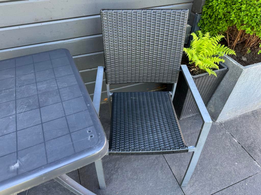 Compact bistro set: 2 stoelen en tafel, Tuin en Terras, Kunststof, Gebruikt, Stoel, Tuinset