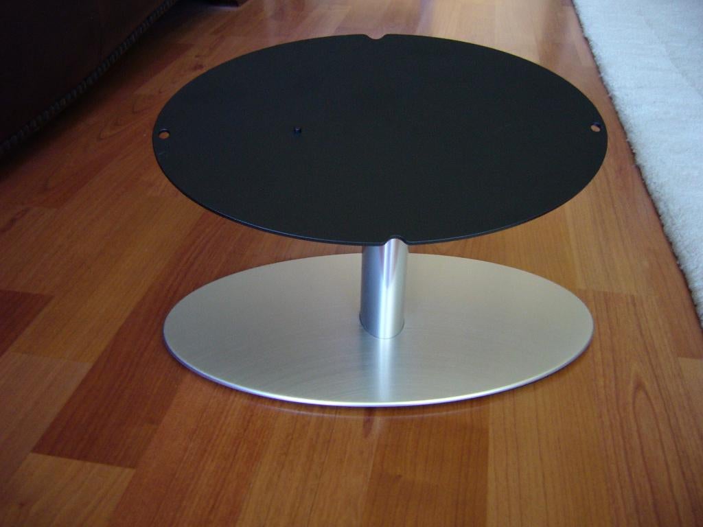 bang&olufsen b&o beocenter 2 muurbeugel/tafelstand, Info@bang-olufsen.dk, Zo goed als nieuw, Bang & Olufsen, Bang&olufsen alle 1/dk-7600 struer/denmark
