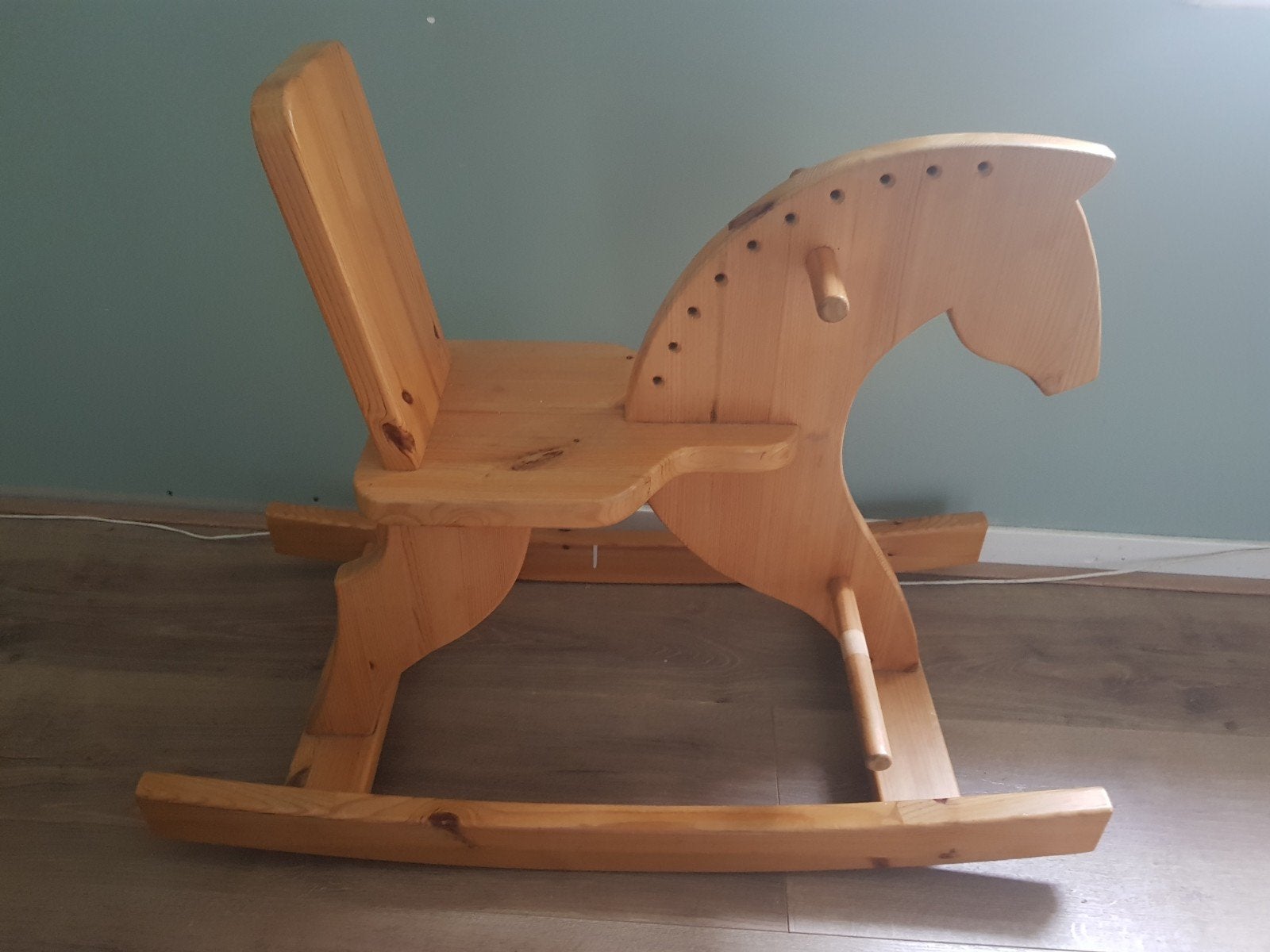 Houten Schommelpaard - Klassiek Speelgoed, Ophalen, Zo goed als nieuw, Rij- of Hobbelspeelgoed