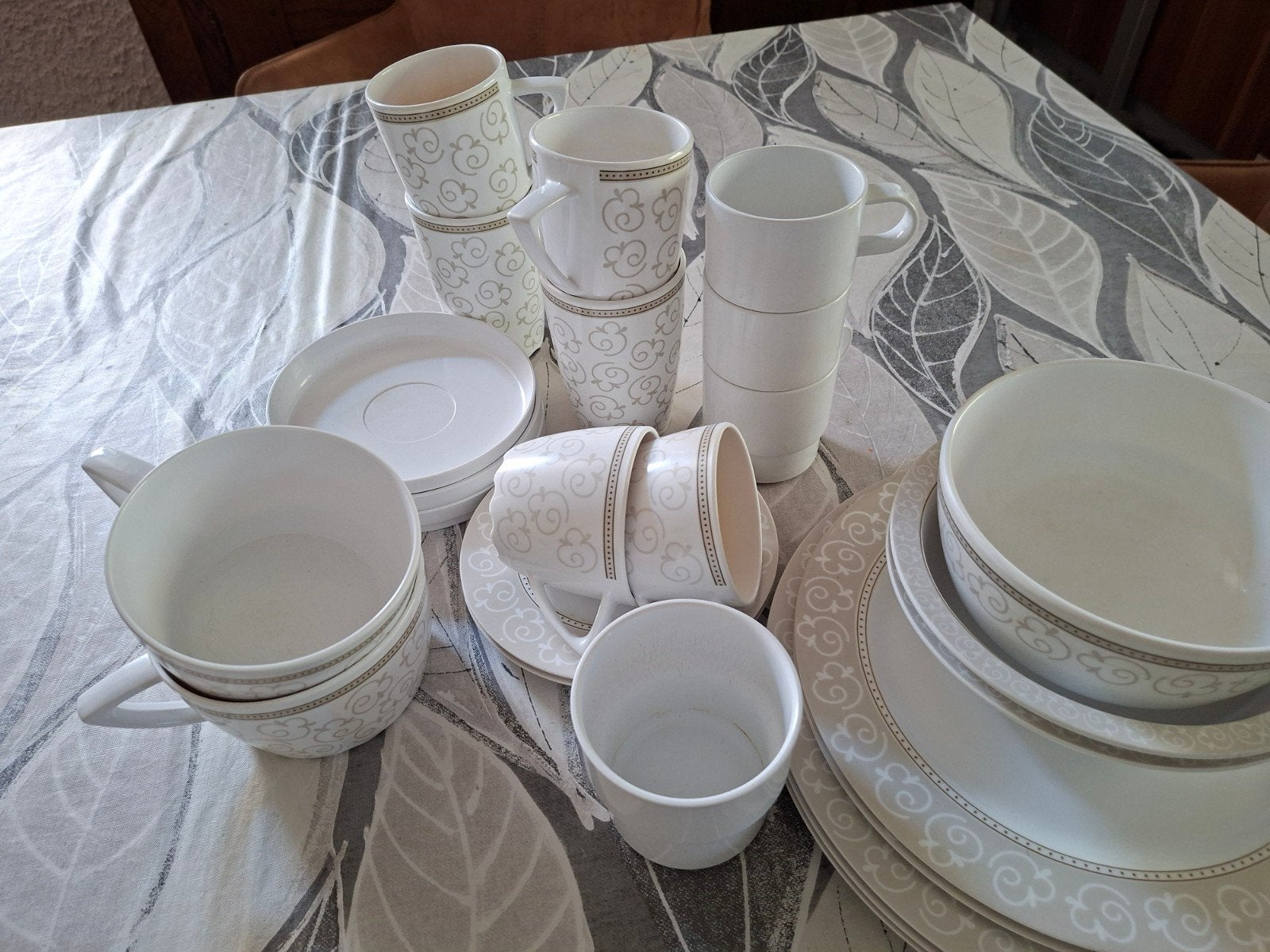 AANBIEDING : Mepal kunststof serviesgoed, Ophalen