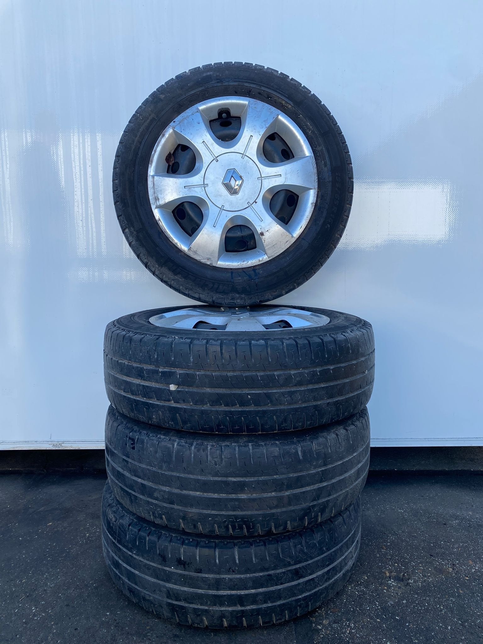 Renault Trafic Vivaro Primastar Zomer Banden Set 195-65-16 5, -, Banden en Velgen, Ophalen of Verzenden, -