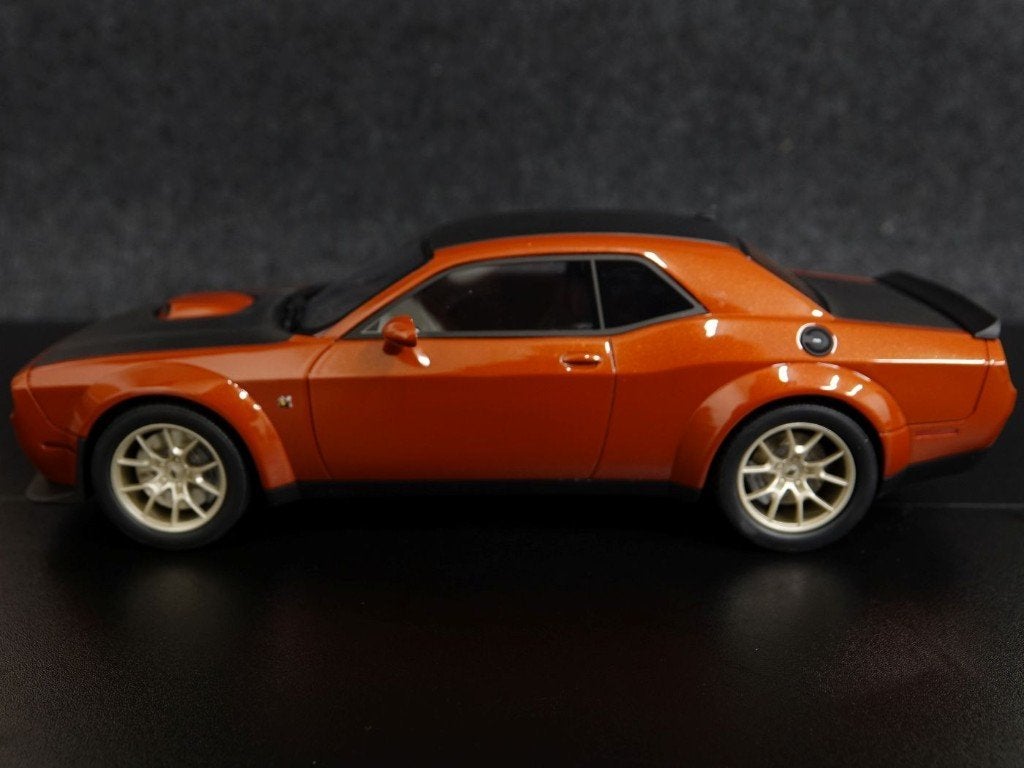 GT-Spirit 1:18 2020 Dodge Challenger SRT Scat Pack widebody, Overige merken, Auto, GT-Spirit, Onbekend