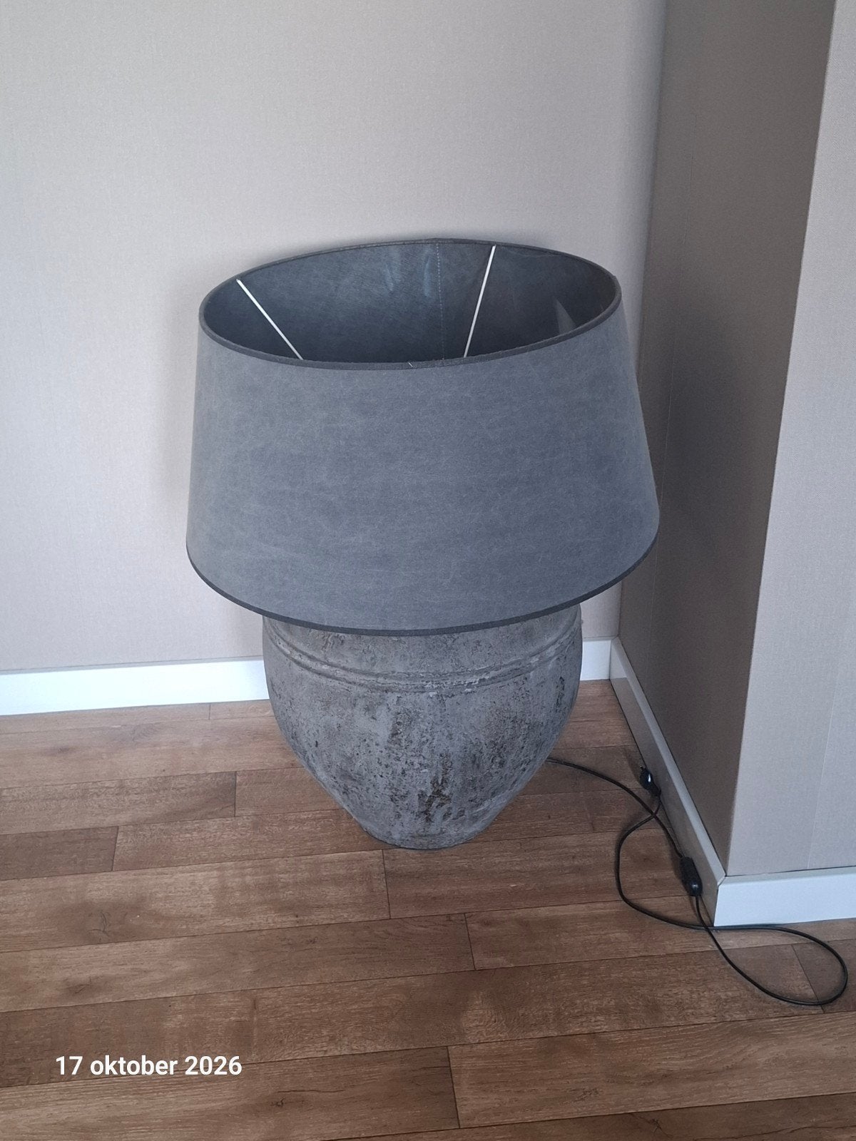 Stoere Kruiklamp met Grote Kap - 80cm Hoog, Huis en Inrichting, Ophalen, Gebruikt, Grijs, Industrieel
