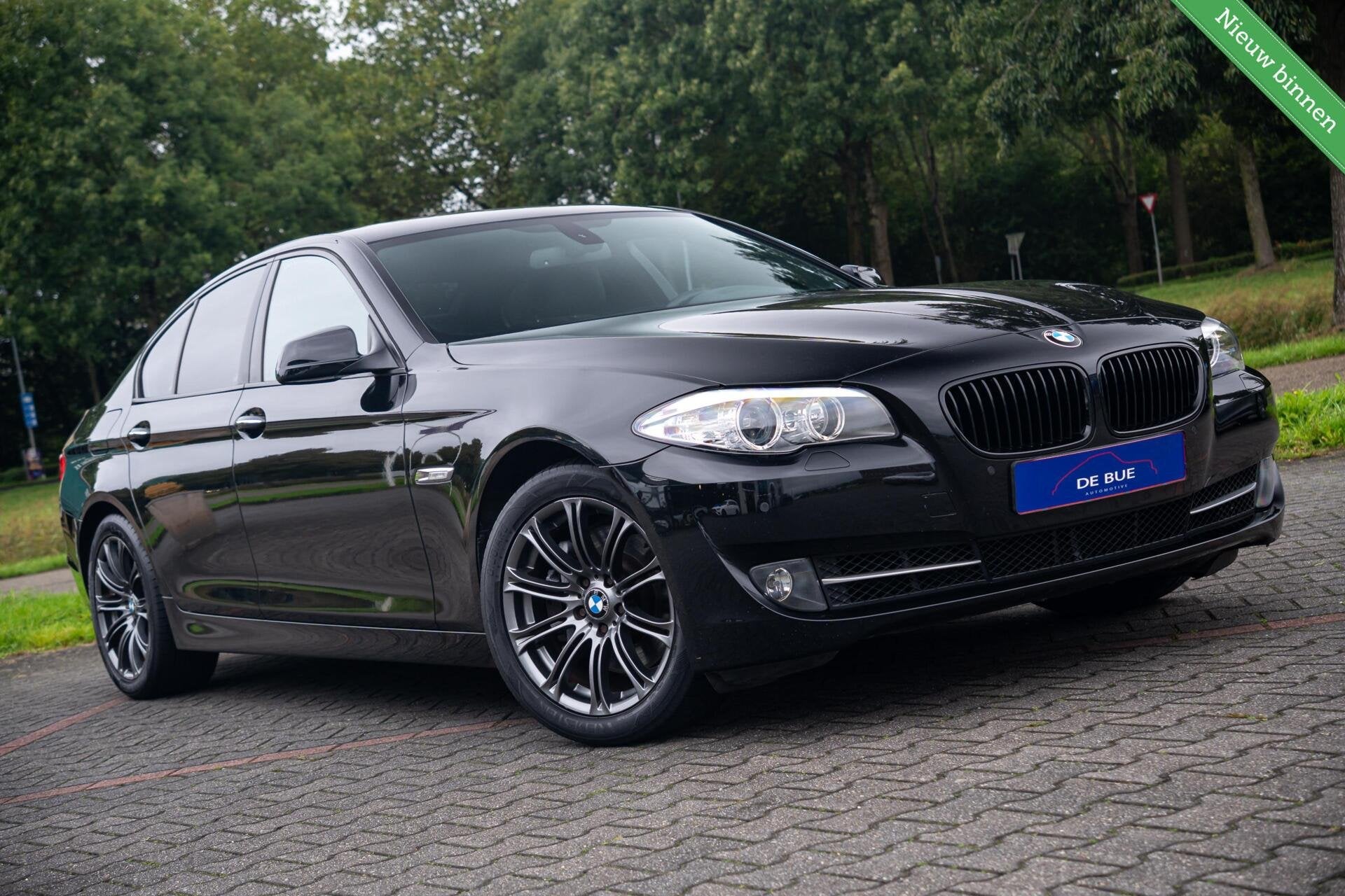 BMW 5-serie 528i 245PK|M-Sport|NL Auto NAP|High Executive|LE, Automaat, Euro 5, Gebruikt, Zwart