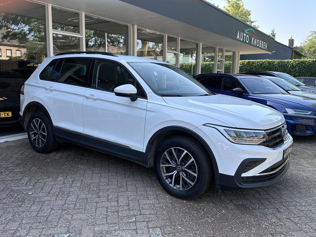 Volkswagen Tiguan 1.4 TSI eHybrid Life Led, Climat, Carplay,, Auto's, Volkswagen, 1716 kg, Gebruikt, 4 cilinders, Wit