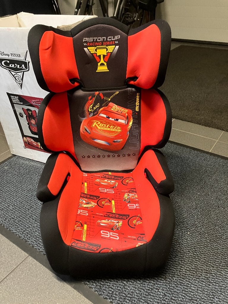 KINDER AUTOSTOEL  CARS, Overige merken, Autogordel, Ophalen of Verzenden, Zo goed als nieuw