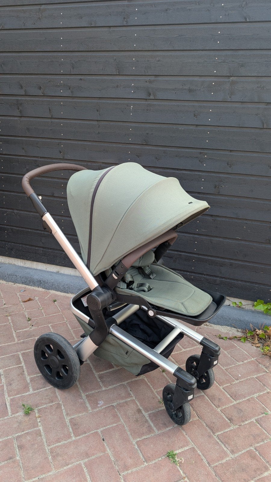 Joolz Hub Urban kinderwagen Marvellous green, Kinderen en Baby's, Kinderwagens en Combinaties, Verstelbare duwstang, Zo goed als nieuw