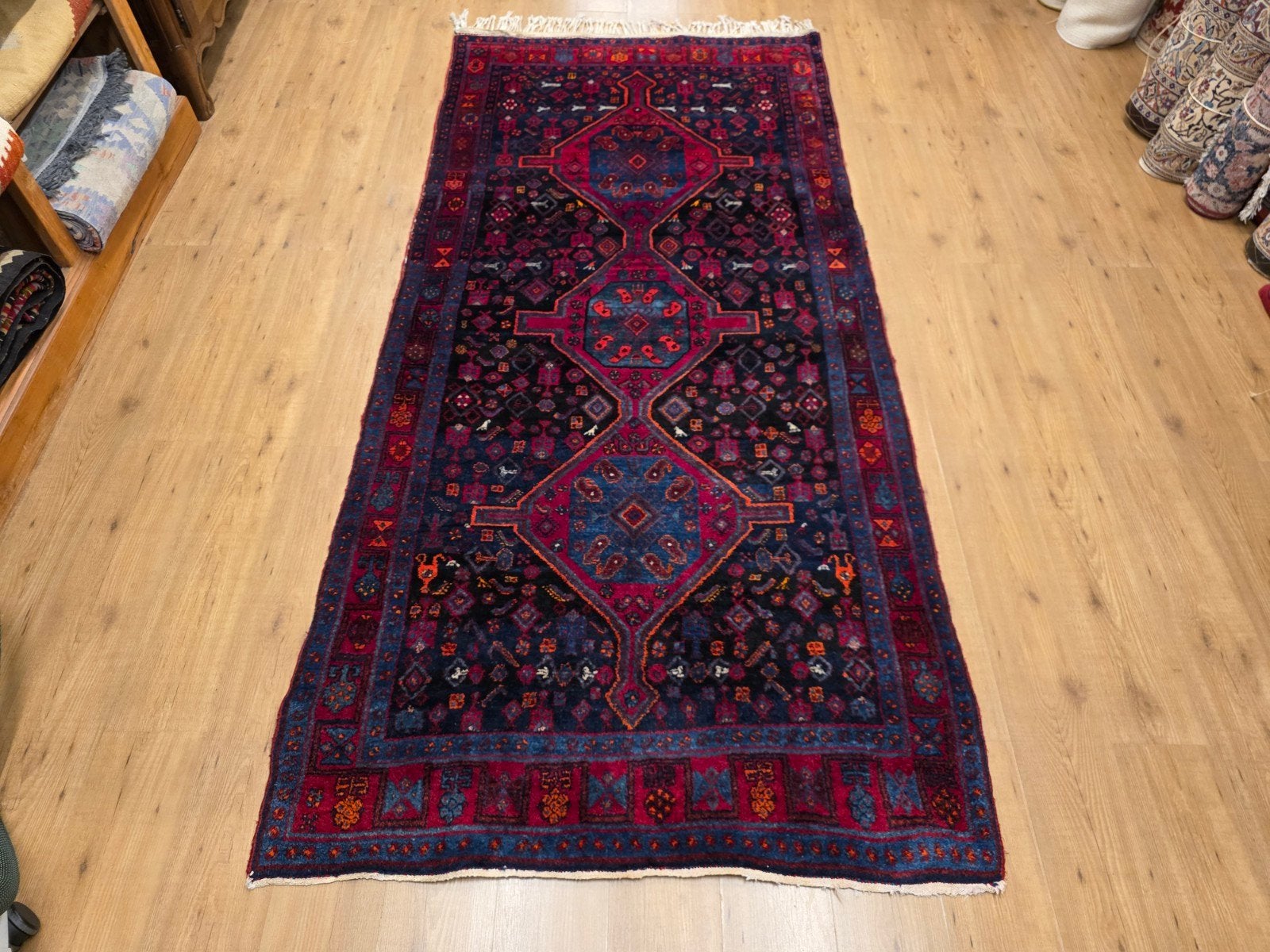Vintage handgeknoopt perzisch tapijt hamadan 295x135, Info@SlatsAntiek.nl, Tweedehands, 100 tot 150 cm, Perzisch