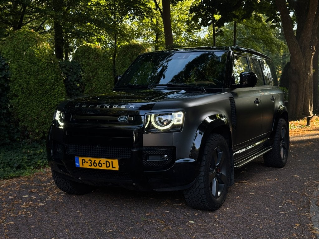 Land Rover Defender X P400e NL Full Option Pano PPF Two-Tone, Automaat, Dealer onderhouden, 4 cilinders, 3000 kg