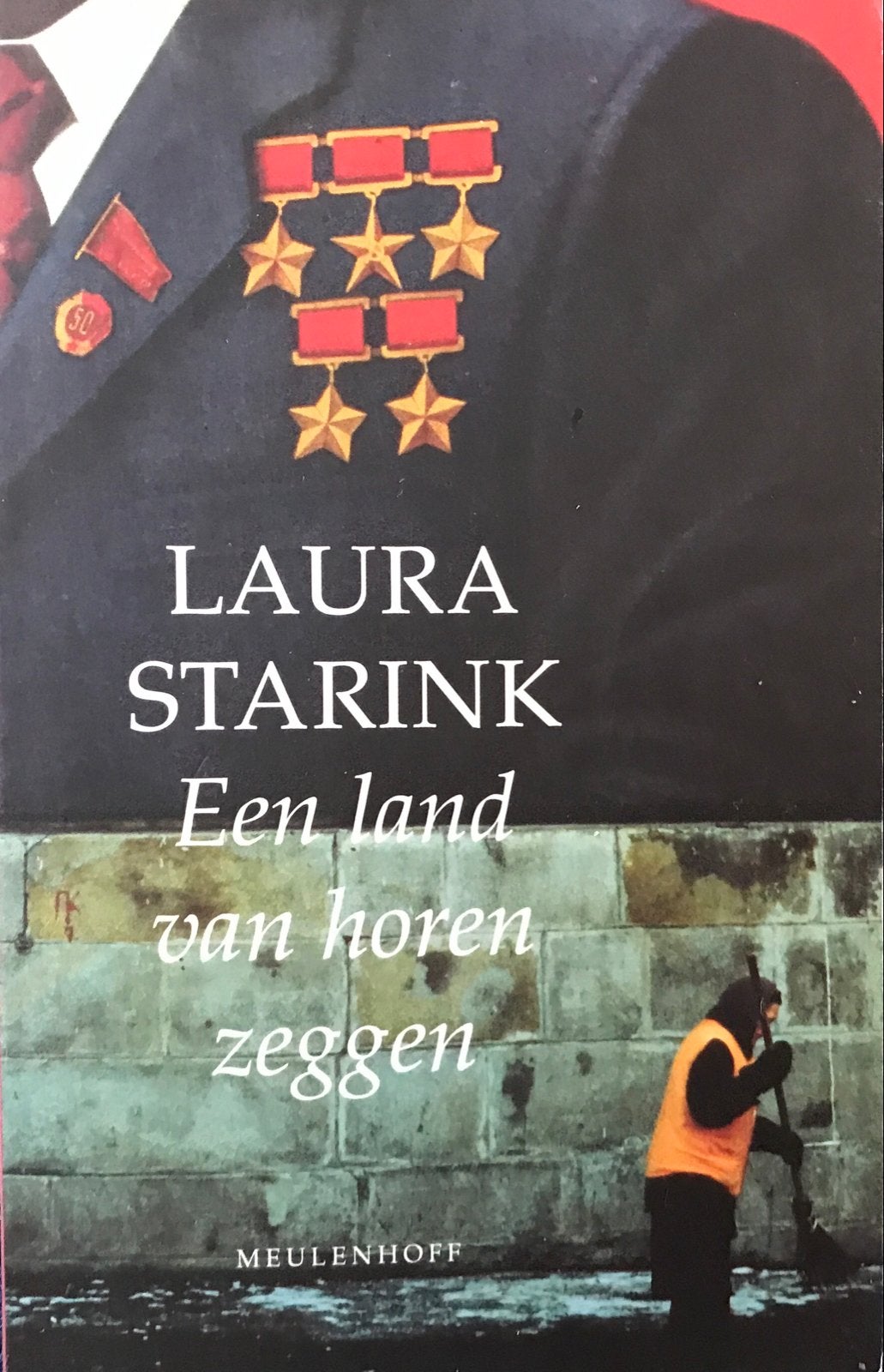 Een land van horen zeggen - Laura Starink (boek), Ophalen of Verzenden, Zo goed als nieuw, Nederland