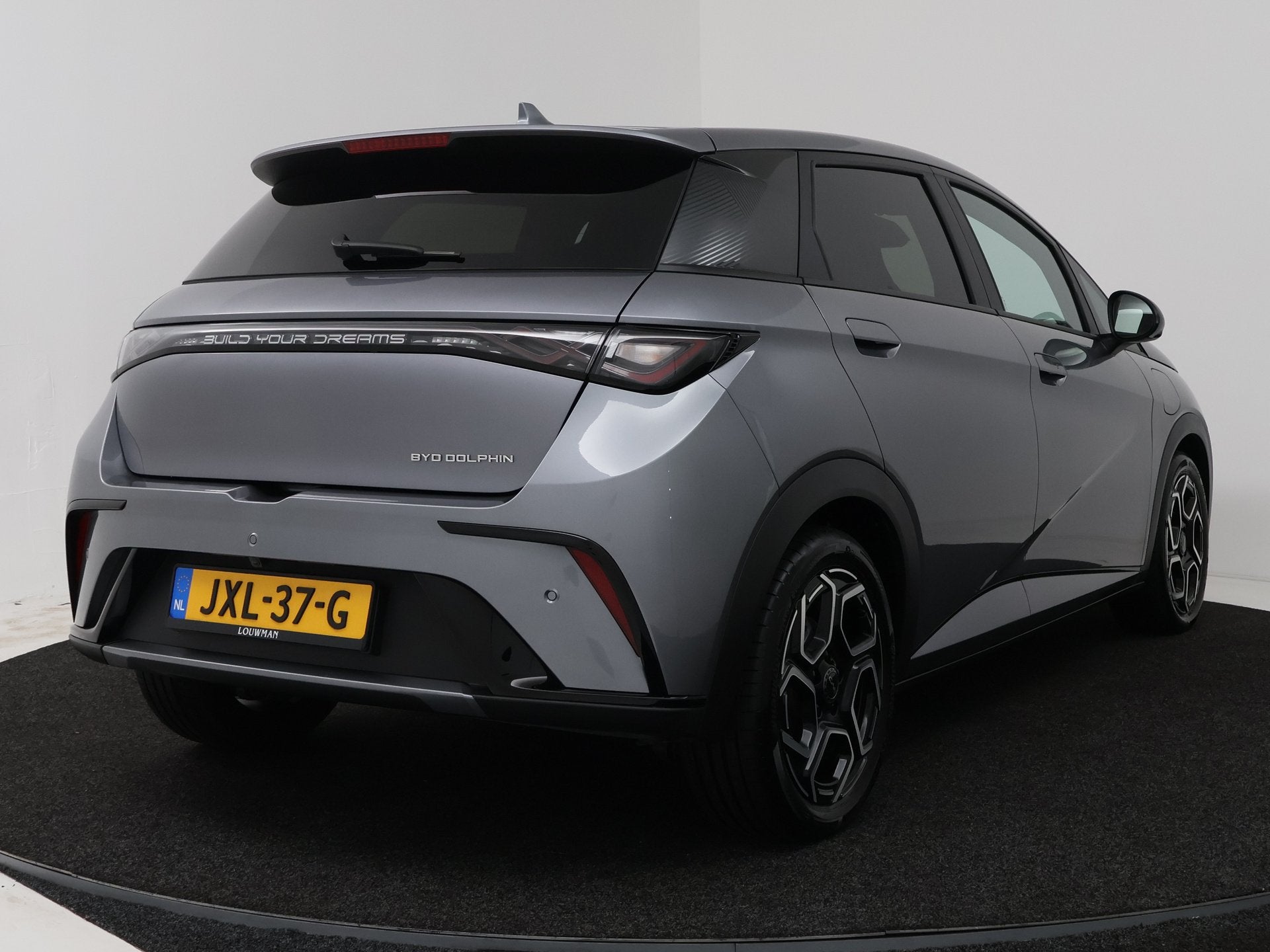 BYD Dolphin Design 60.4 kWh | Origineel NL! | NAP!, Auto's, Gebruikt, Zwart, 33 min, Origineel Nederlands