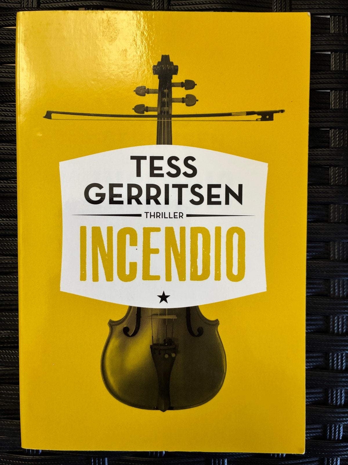 Tess Gerritsen - Incendio (Thriller), Ophalen of Verzenden, Zo goed als nieuw, Nederland