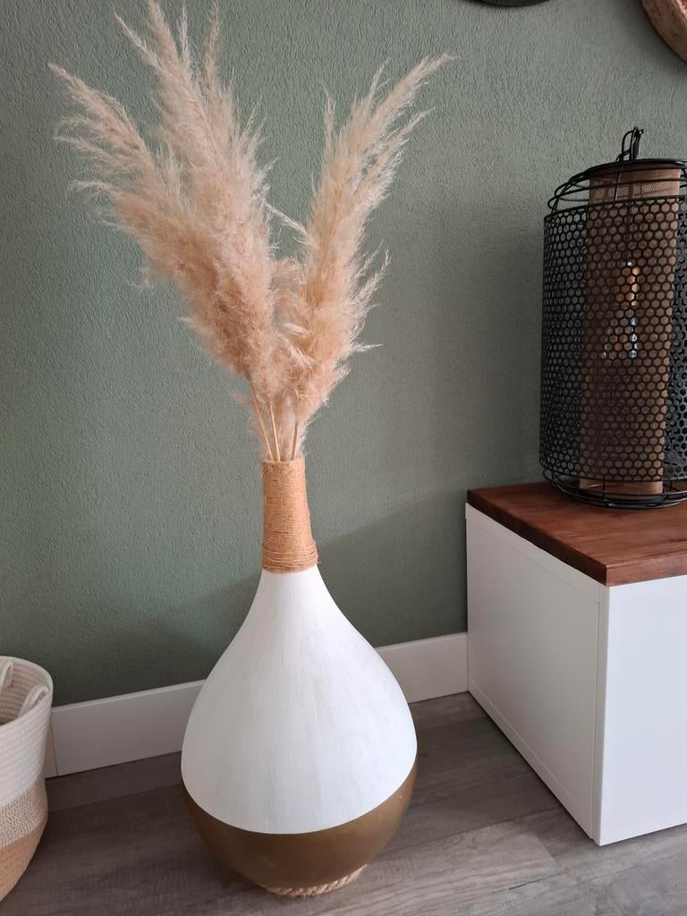 Stalen vaas 60cm hoog.  Met pluimen, naar wens te verven, Ophalen, Overige materialen, Overige kleuren, 50 tot 75 cm