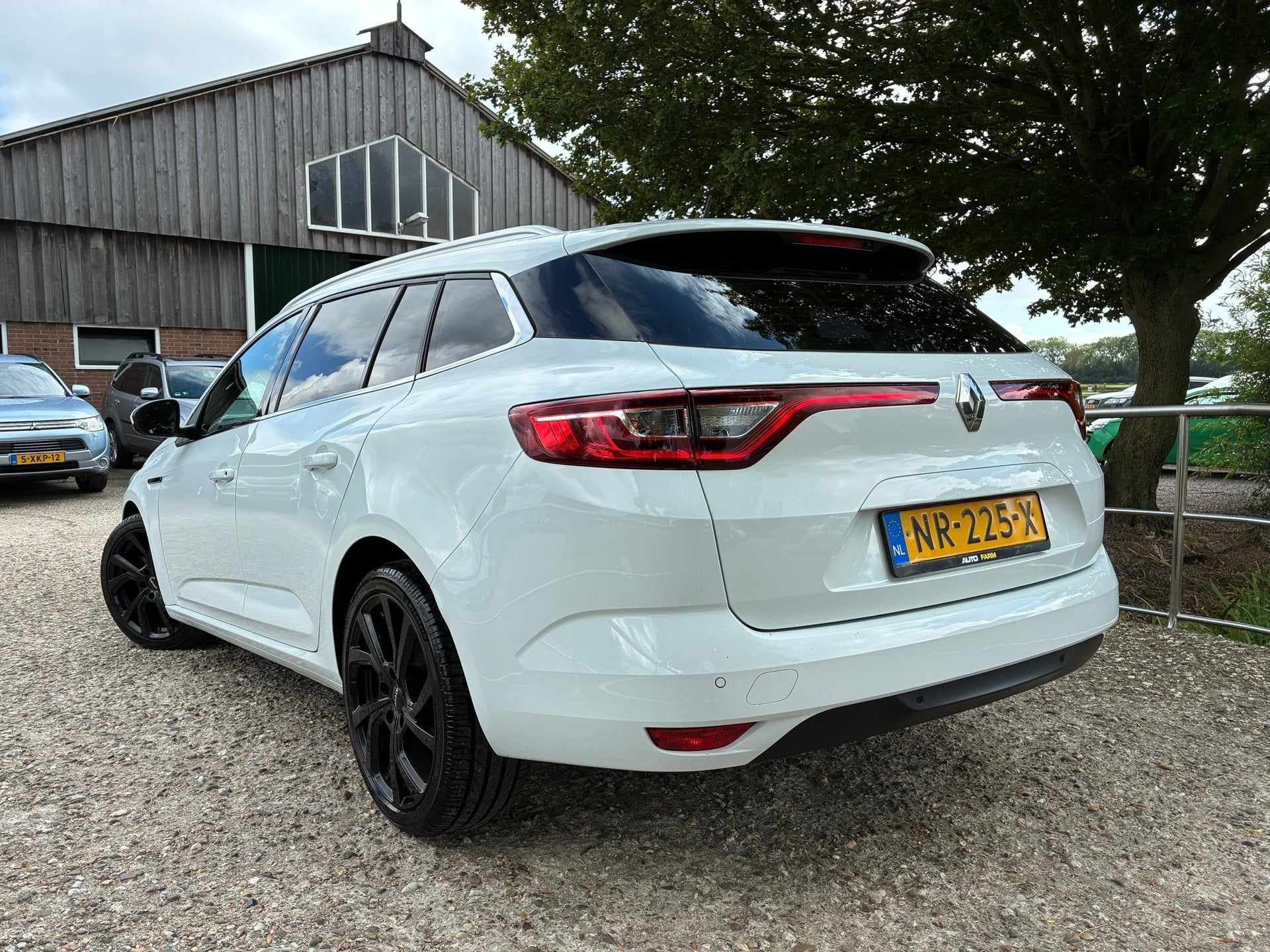Renault Mégane Estate 1.5 dCi Eco2 Zen | Navi + Clima + Cru, Auto's, Voorwielaandrijving, Gebruikt, 4 cilinders, Wit