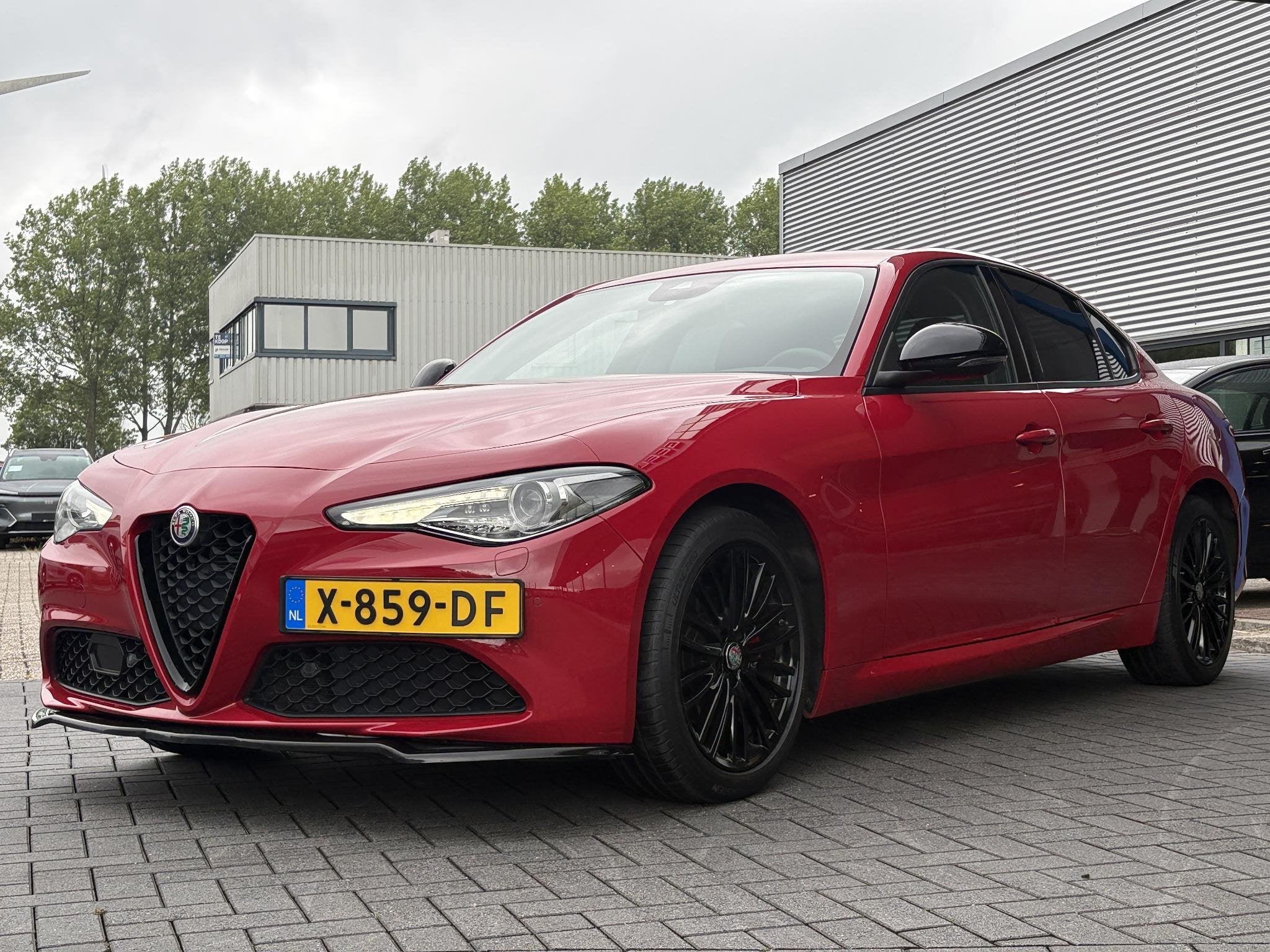 Alfa Romeo Giulia 2.0T Super 200pk | Afn. Trekhaak | Stoel-, Auto's, Alfa Romeo, Automaat, 745 kg, 1404 kg, Leder en Stof