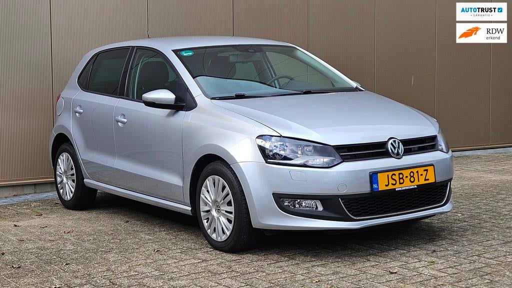Volkswagen POLO 1.2 TSI Highline l AUTOMAAT l YOUNGTIMER, Auto's, Volkswagen, Euro 5, Gebruikt, 4 cilinders, 19 km/l