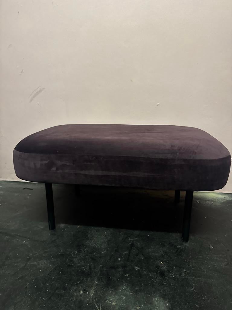 Aubergine bankje/zitbankje van Sostrene Grene, Huis en Inrichting, Banken | Voetenbanken en Poefen, Gebruikt, 125 cm of meer, Ophalen of Verzenden