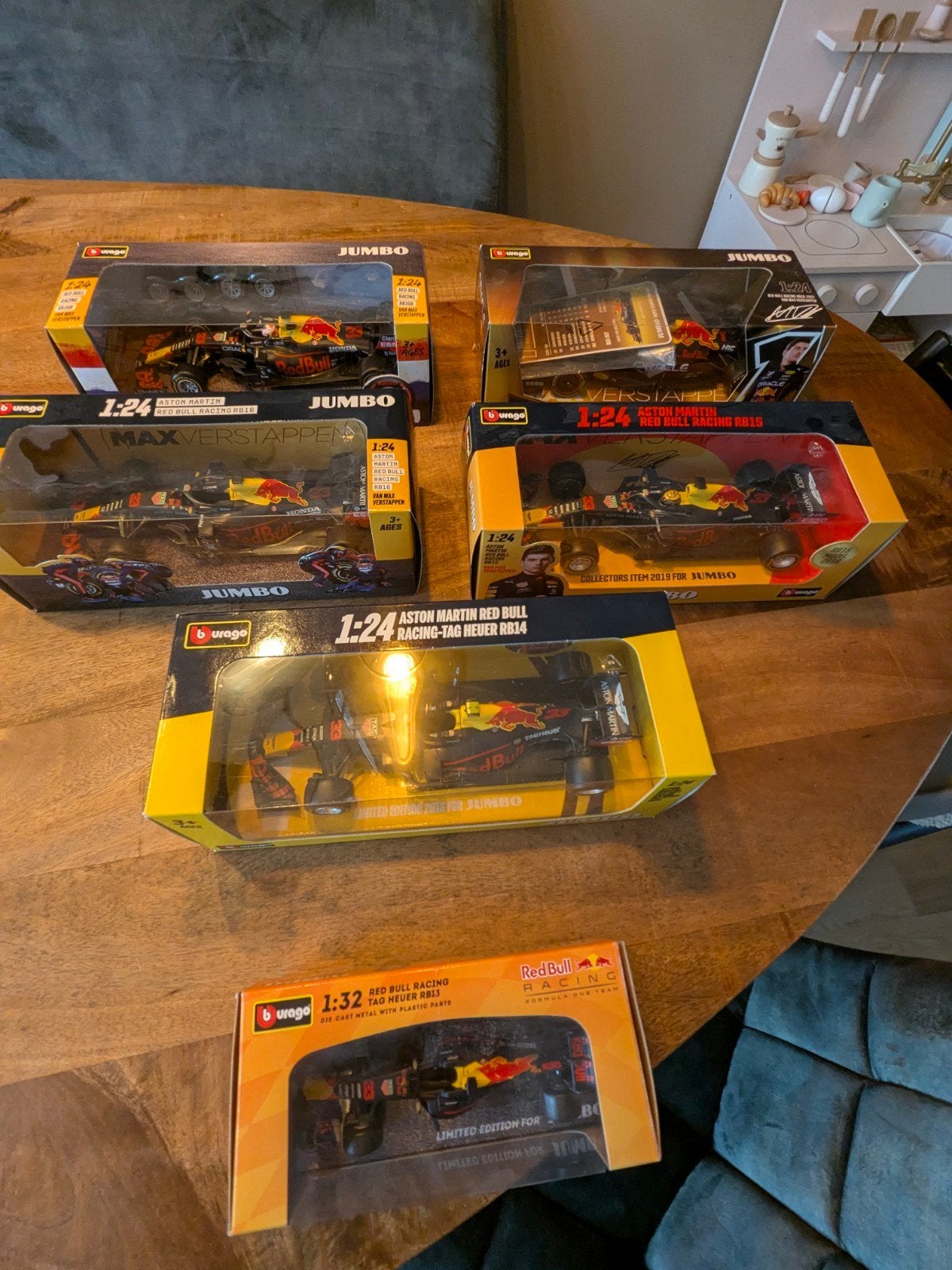 Max Verstappen Bburago Red Bull Racing Formule 1 schaalmodel, Hobby en Vrije tijd, Modelauto's | 1:24, Ophalen of Verzenden, Nieuw