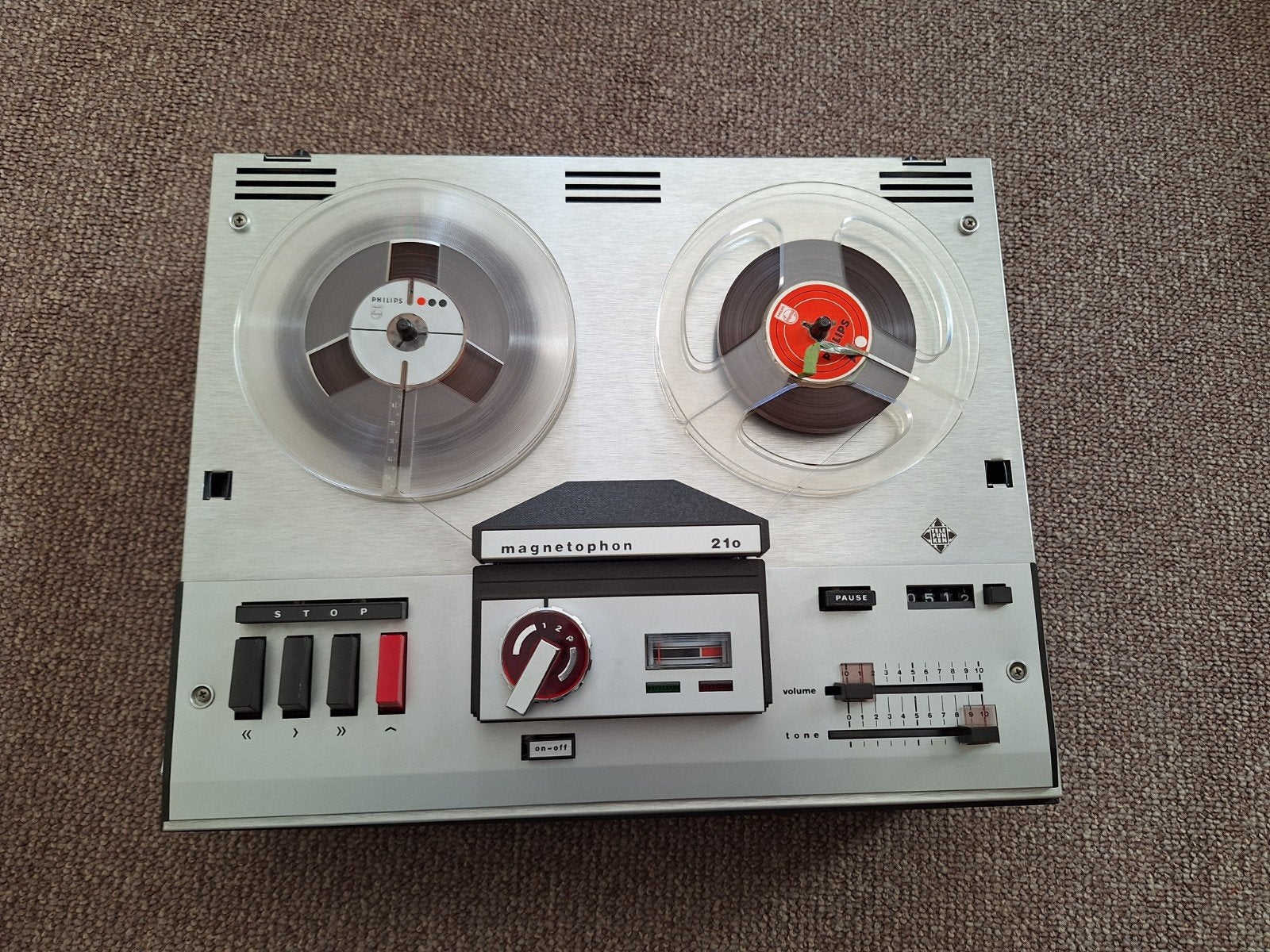 Telefunken bandrecorder, Ophalen, Bandrecorder