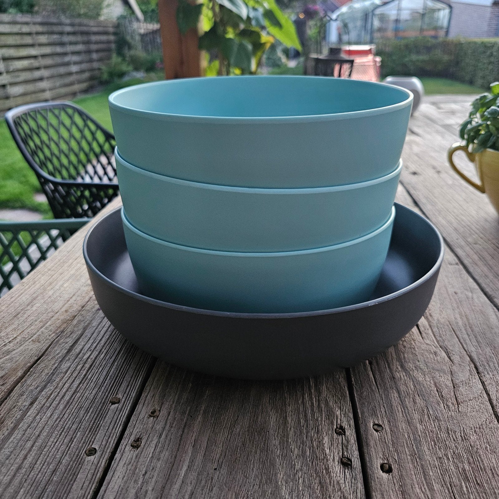 Royal vkb buitenservies schalen, Huis en Inrichting, Keuken | Servies, Ophalen of Verzenden, Overige stijlen, Schaal of Schalen