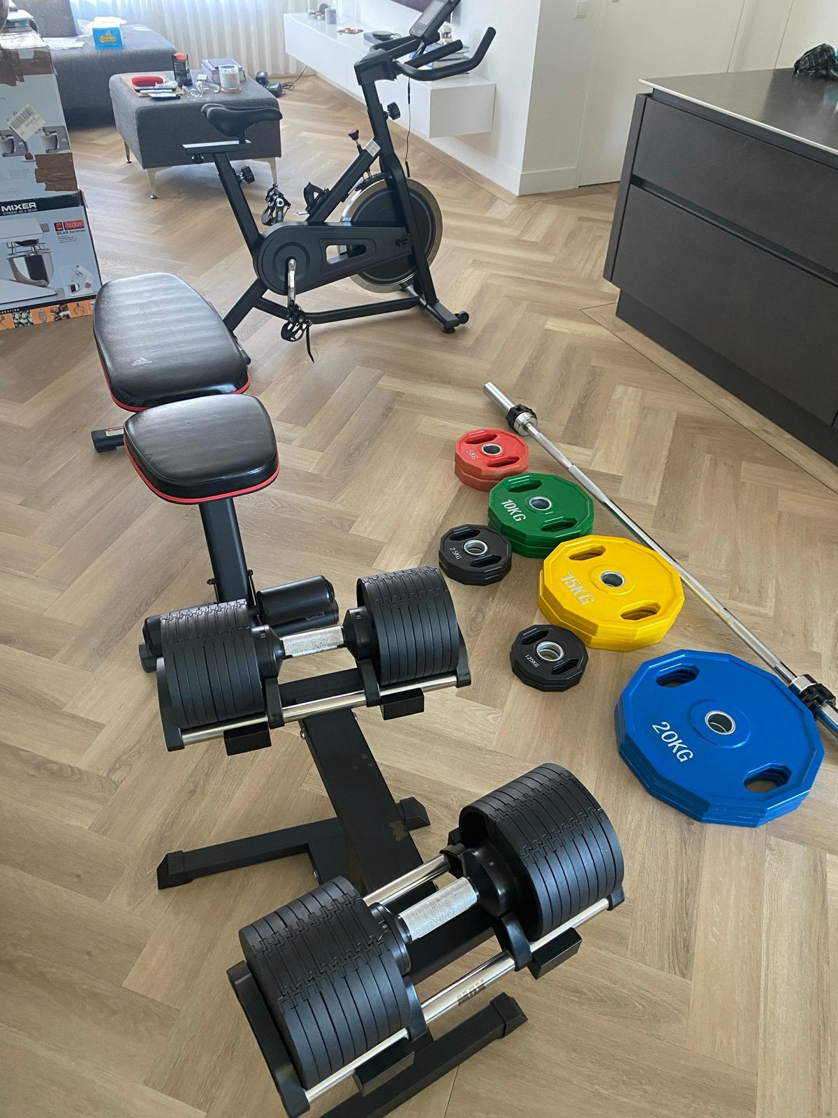Complete Home Gym Set: Spinningfiets, Halters, Bankje, Ophalen, Spinningfiets, Armen, Zo goed als nieuw