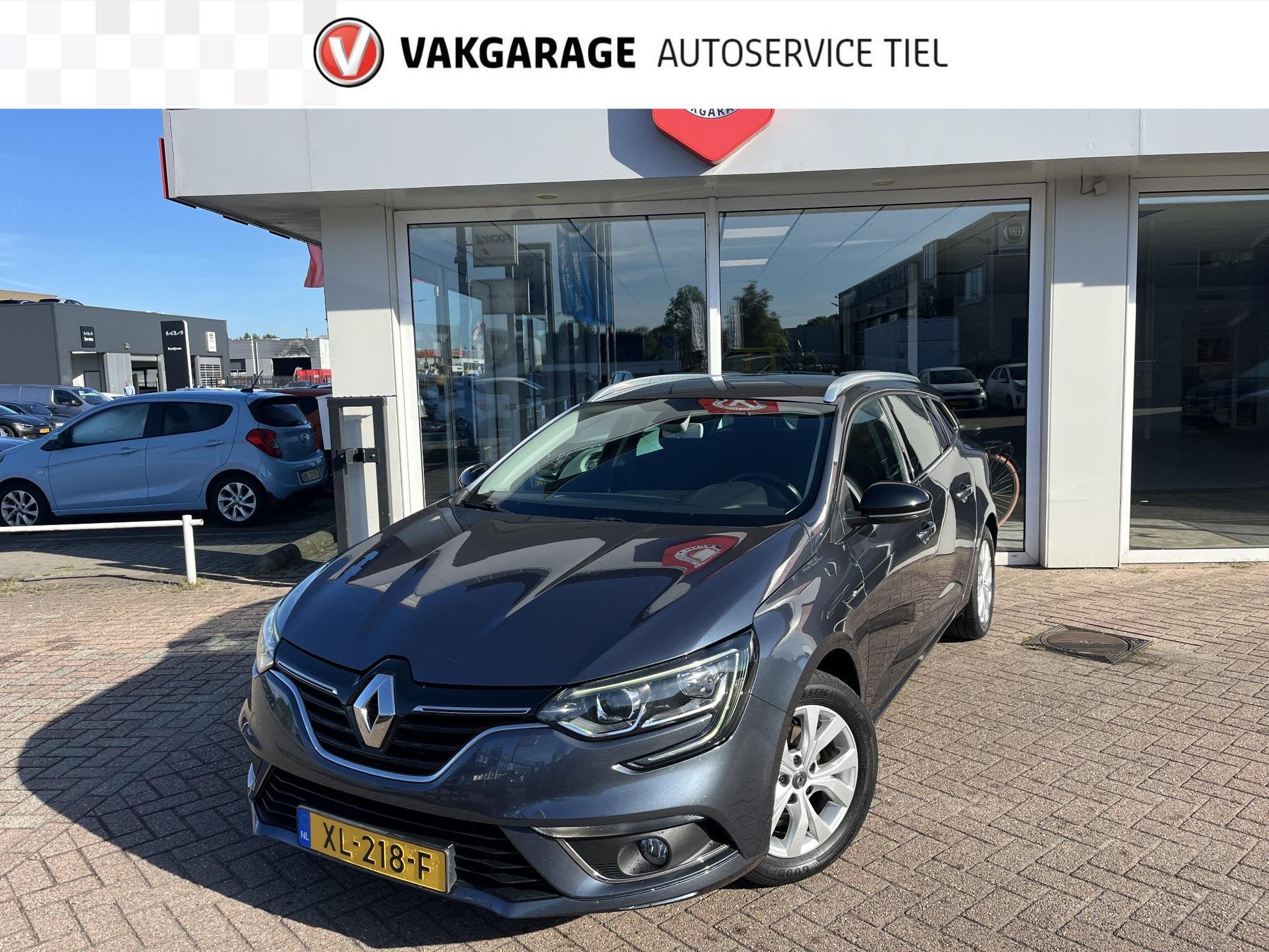 Renault Mégane Estate 1.3 TCe Limited Trekhaak, Navigatie,