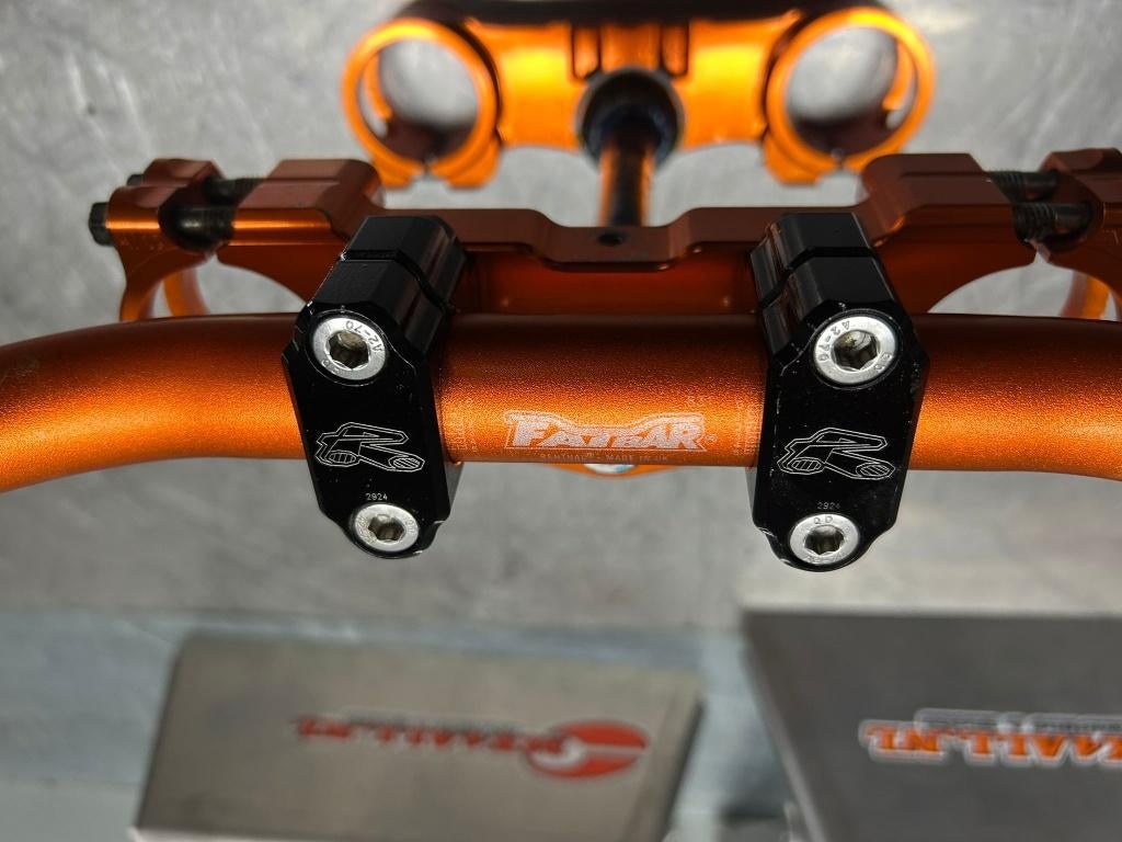 Kite Tripple clamp Oranje KTM 85 SX Renthal Fatbar, Kite, Gebruikt, Ophalen of Verzenden, Info@kite.com