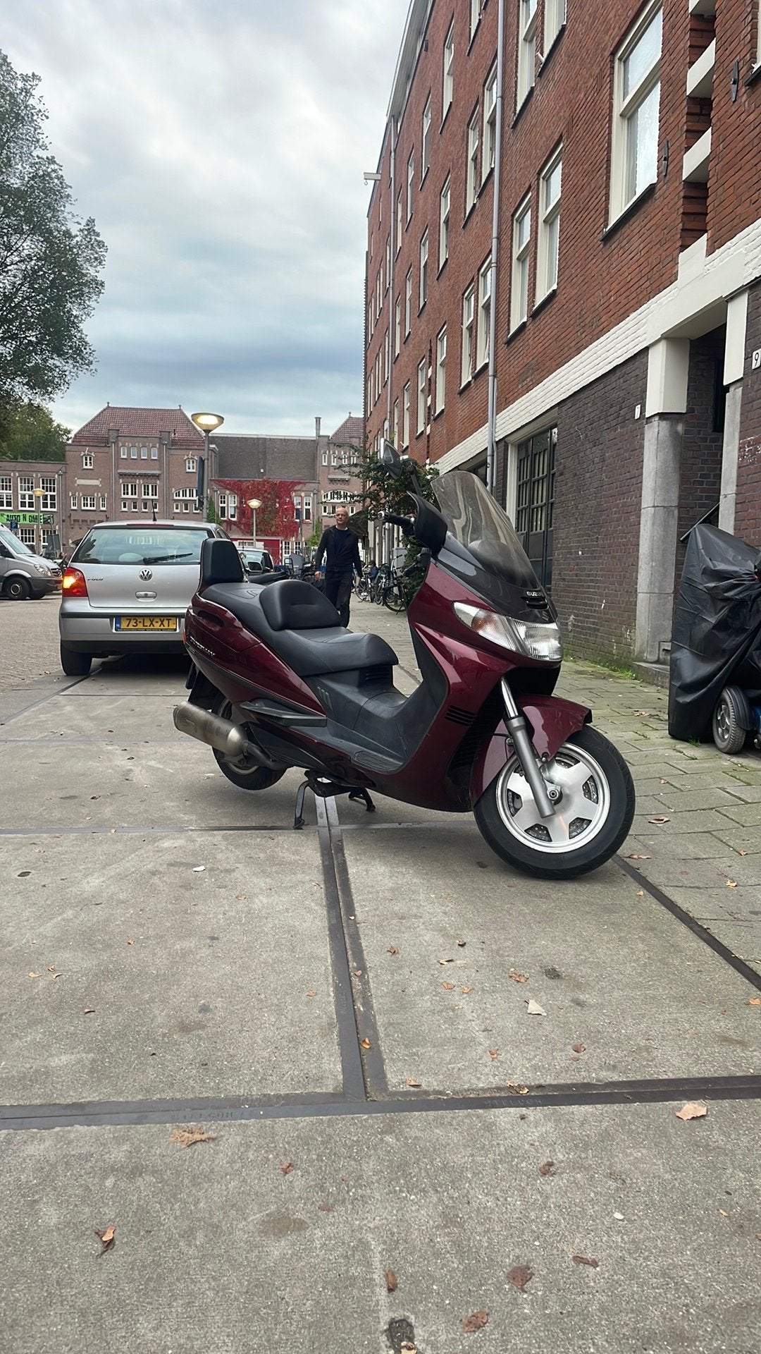 Suzuki burgman 400 2003 met motorschade voor onderdelen, Ophalen, Zo goed als nieuw, Benzine, Overige modellen