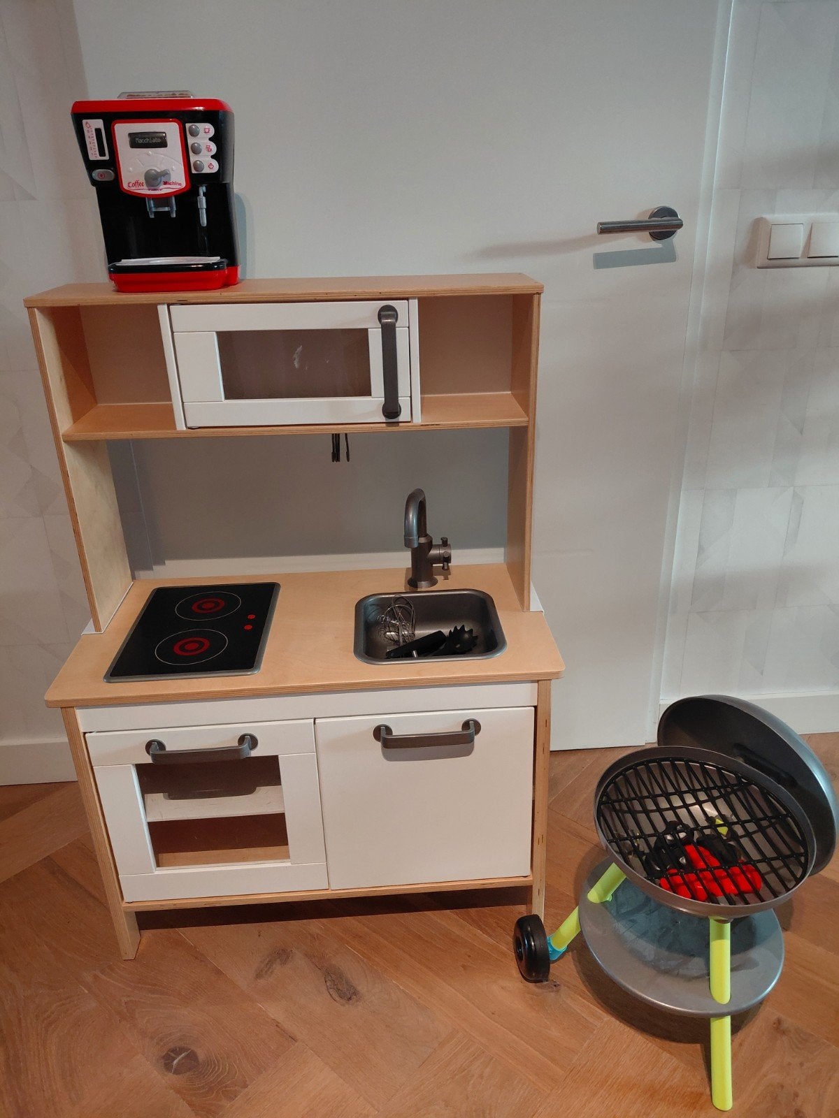 speelgoedkeuken ikea met accessoires en BBQ, Ophalen, Zo goed als nieuw, Overige typen