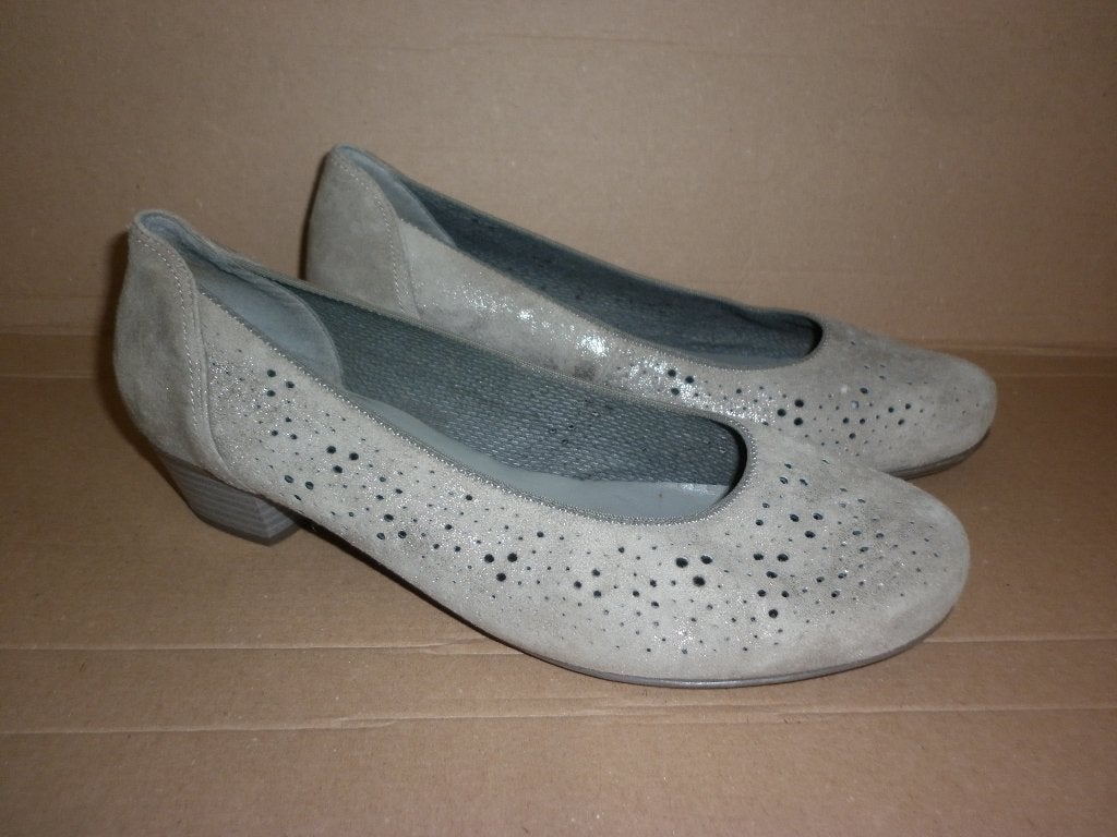 pumps maat 42, Pumps, Ophalen of Verzenden, Grijs, Gedragen